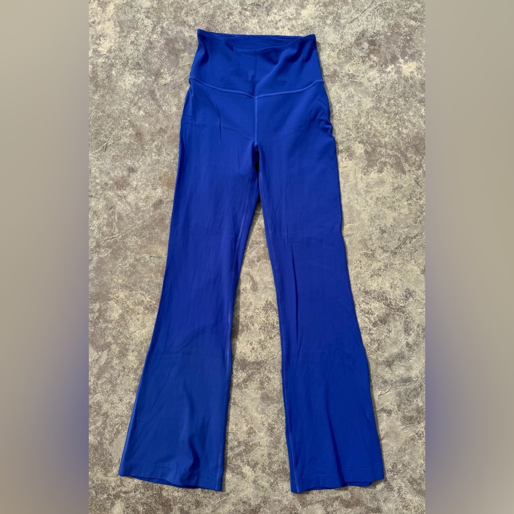 Lululemon Groove Super High-Rise Flared Pant Nulu Size 4 Blue
